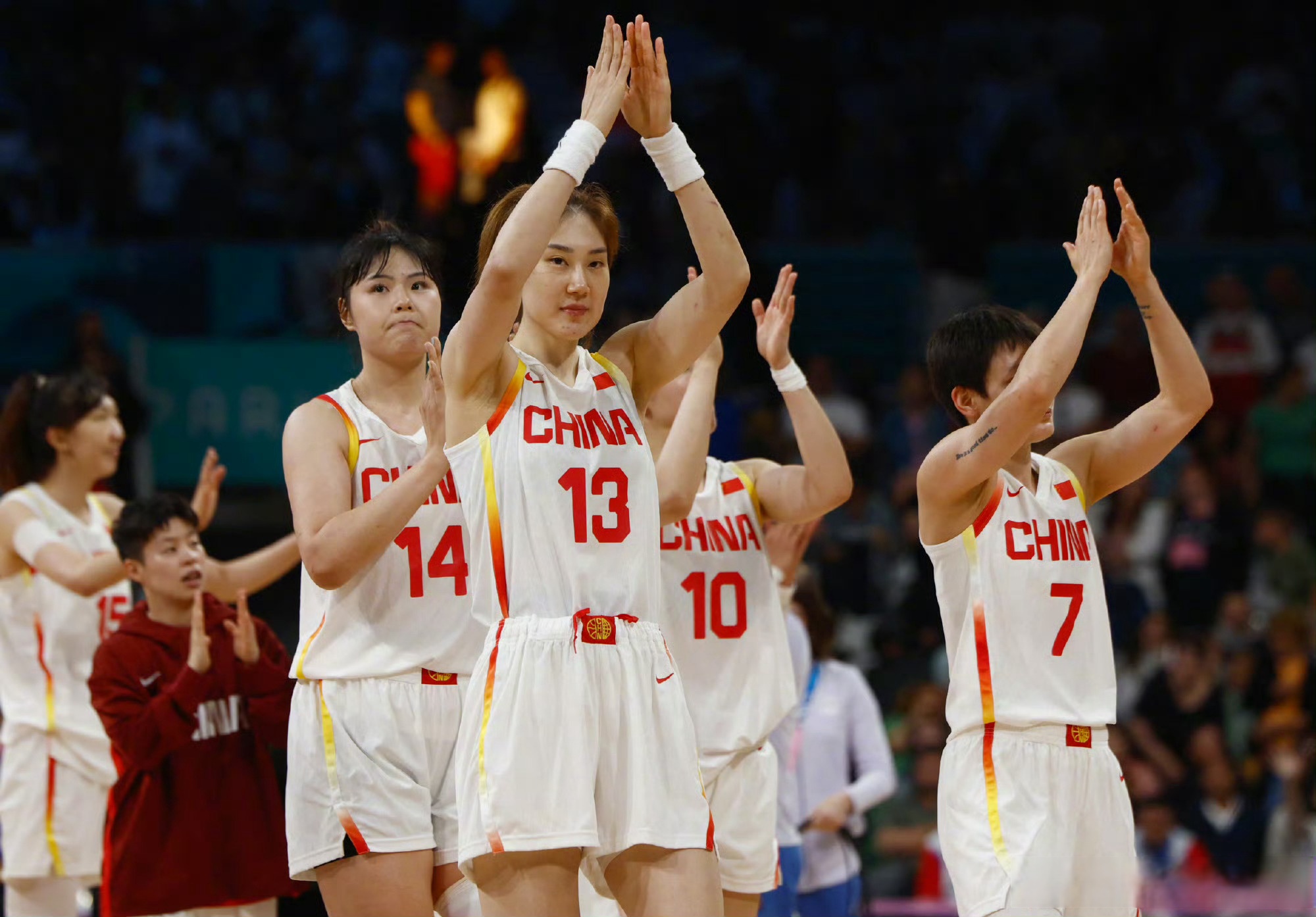 东京奥运会：法国女篮击败澳大利亚获得金牌