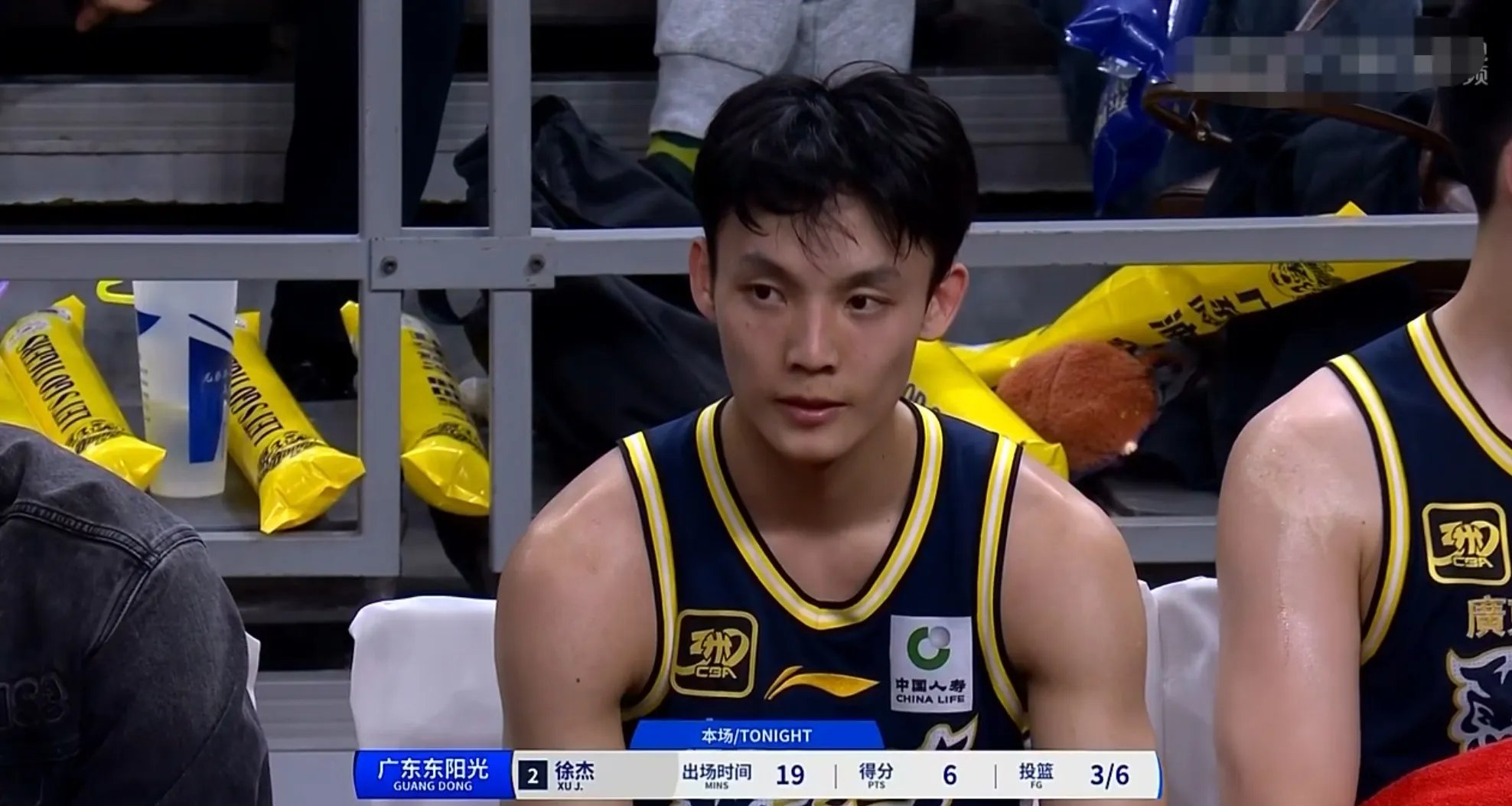 九游体育app下载-一位当家球星在比赛中贡献突出