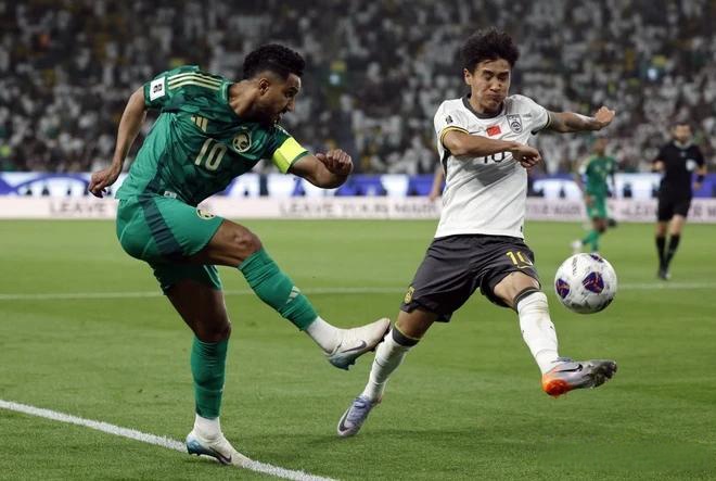 包含乌克兰队悬崖勒马逆袭晋级下一轮比赛的词条