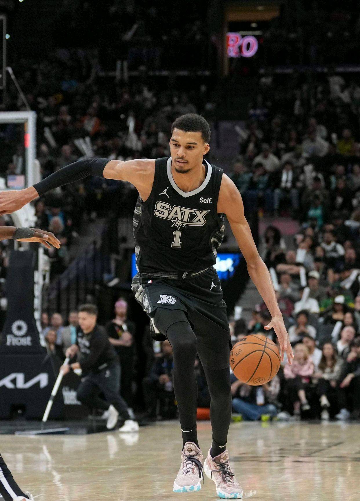 九游体育官方登录入口-马赛后卫表现佳，球队联赛中表现亮眼