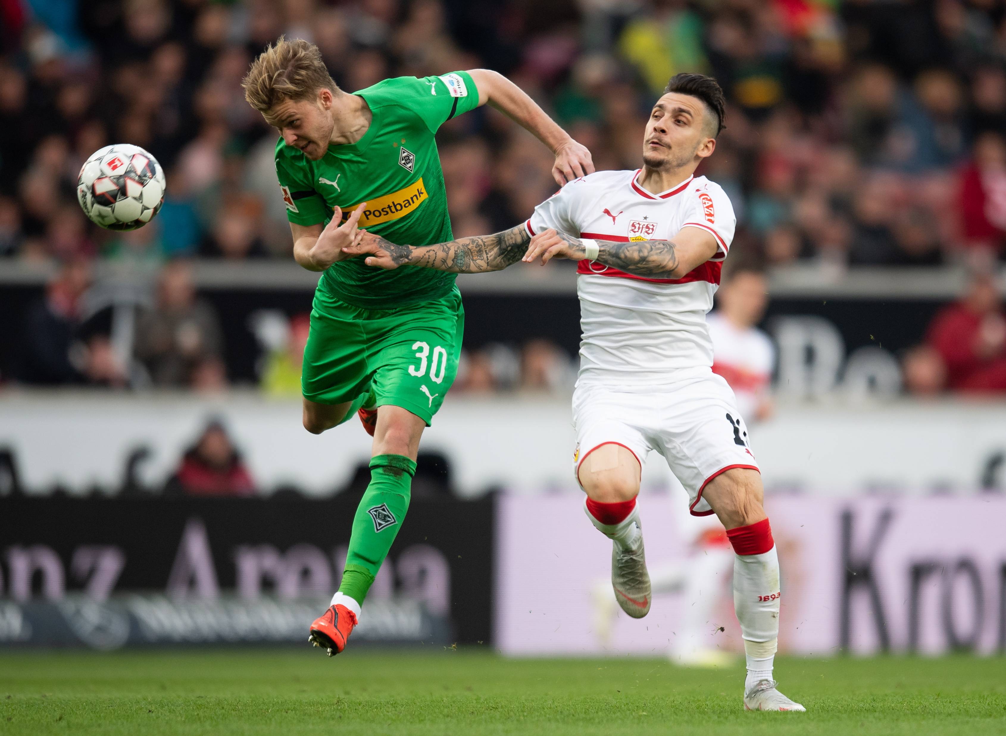 弗赖堡客场不敌卡尔斯鲁厄,遭遇连败! 弗赖堡客场不敌卡尔斯鲁厄,遭遇连败!