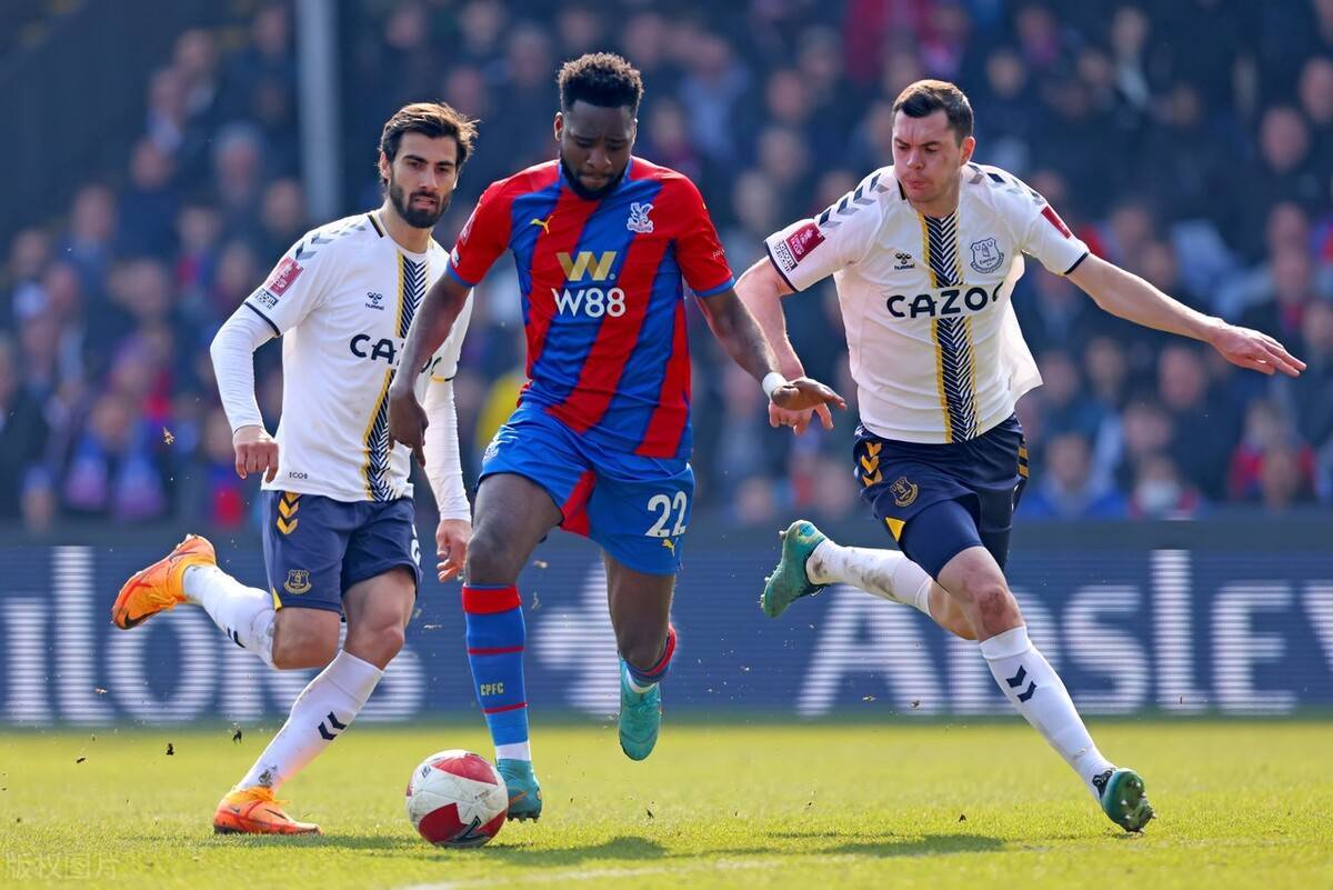 水晶宫客场大胜，实现反超战胜对手的简单介绍