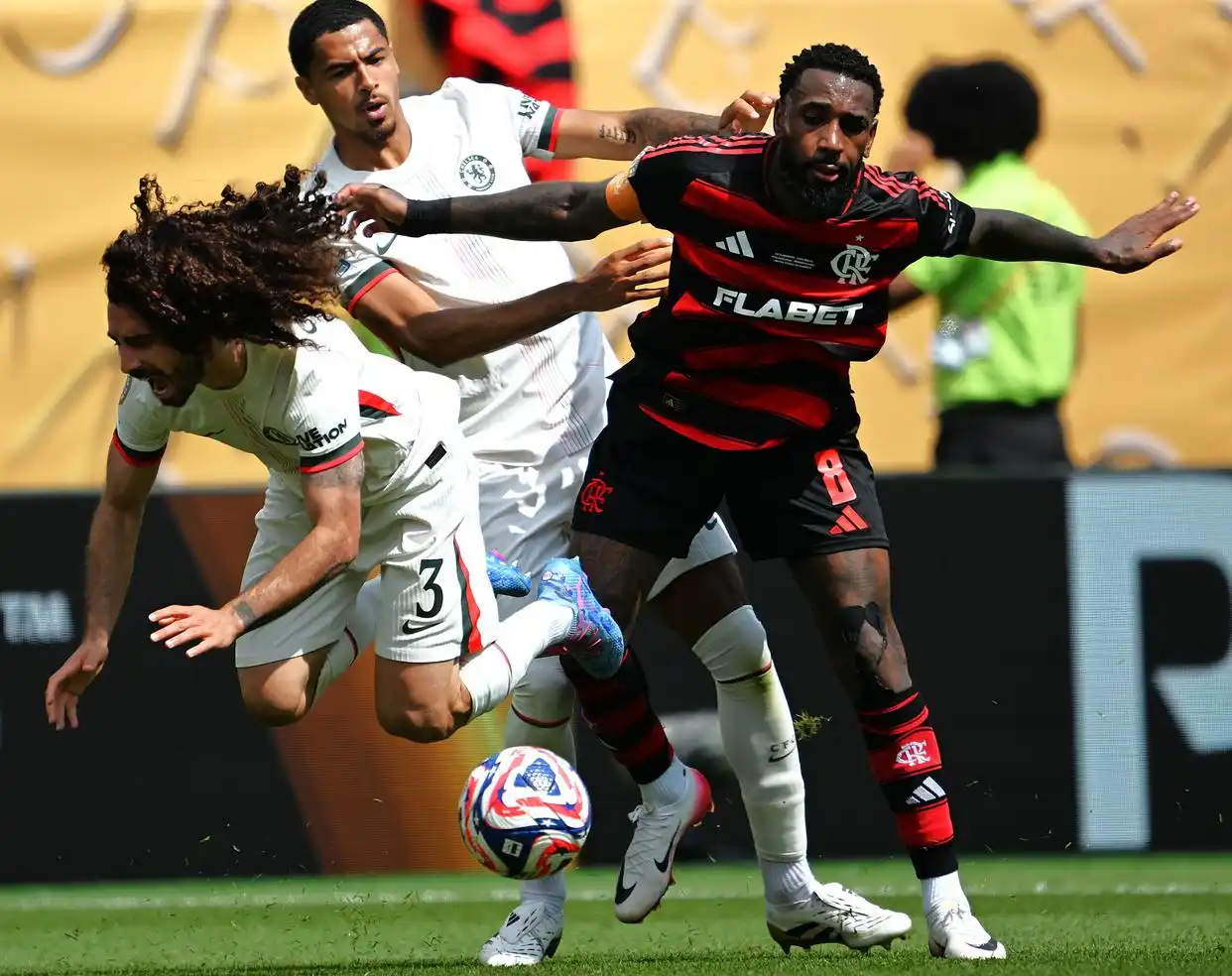 巴西球队表现稳定,冲刺半决赛的简单介绍 巴西球队表现稳定,冲刺半决赛的简单介绍