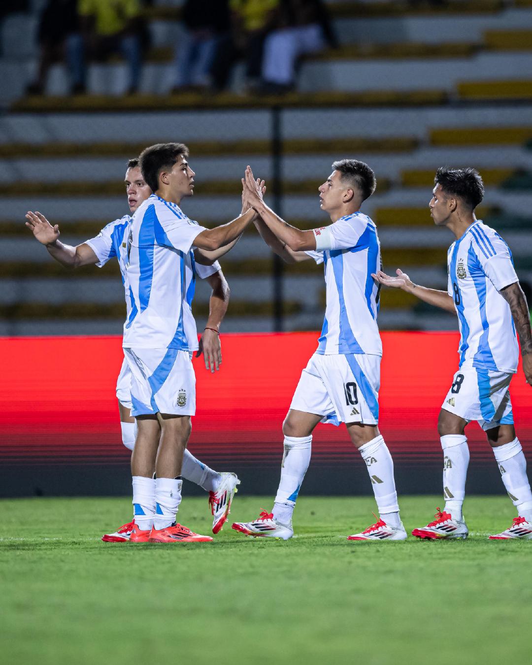 阿根廷再次获胜，欧洲杯预选赛前路宽广！的简单介绍