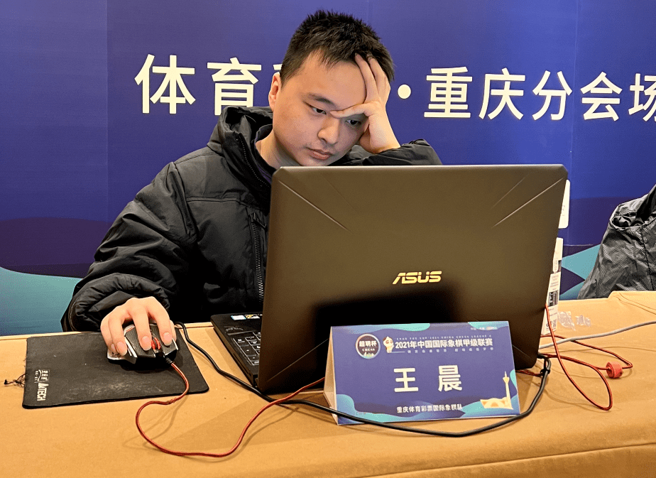 青海队迎战重庆队，备受期待