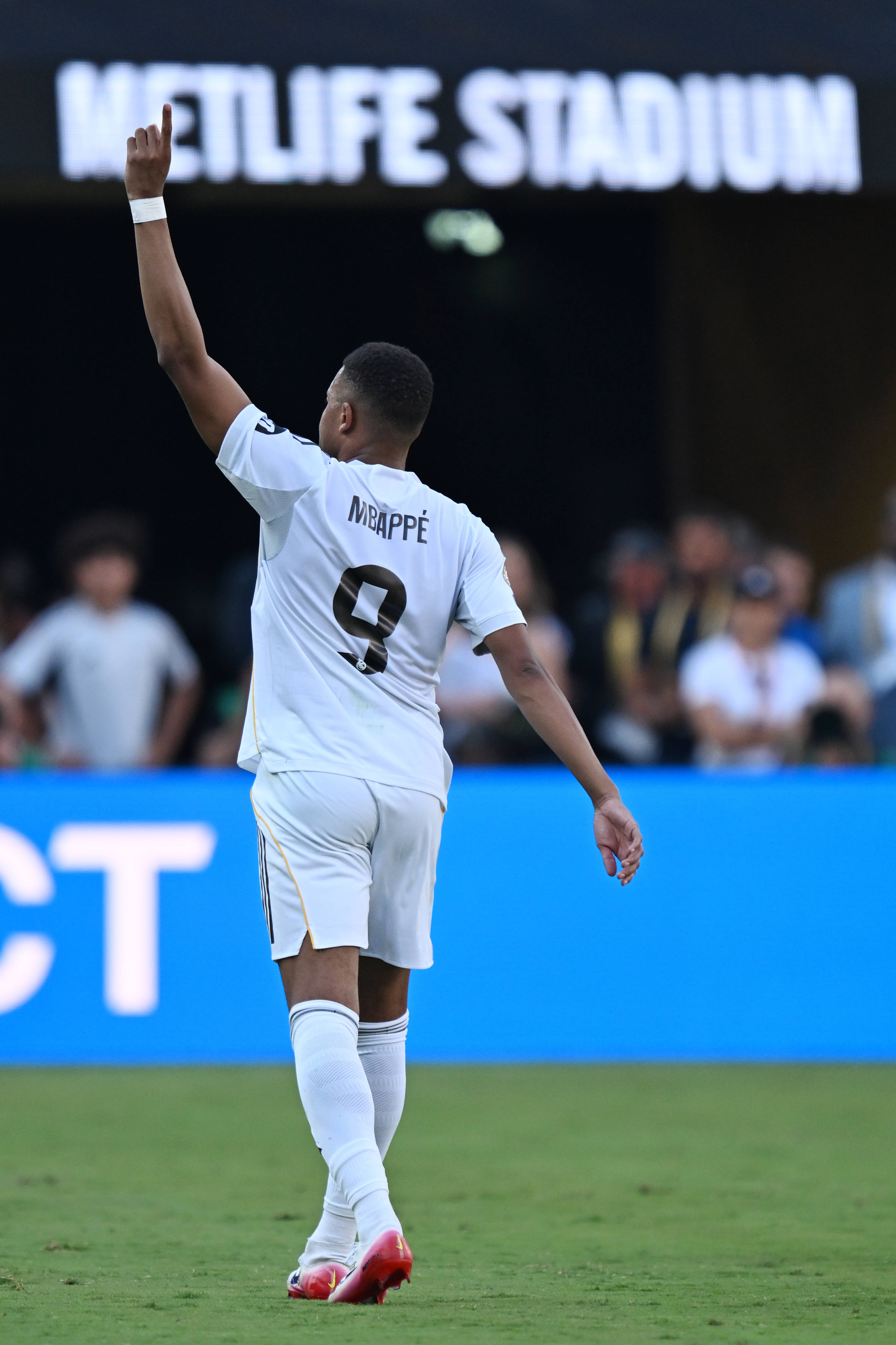 皇家马德里力擒多特蒙德晋级下一轮 皇家马德里力擒多特蒙德晋级下一轮