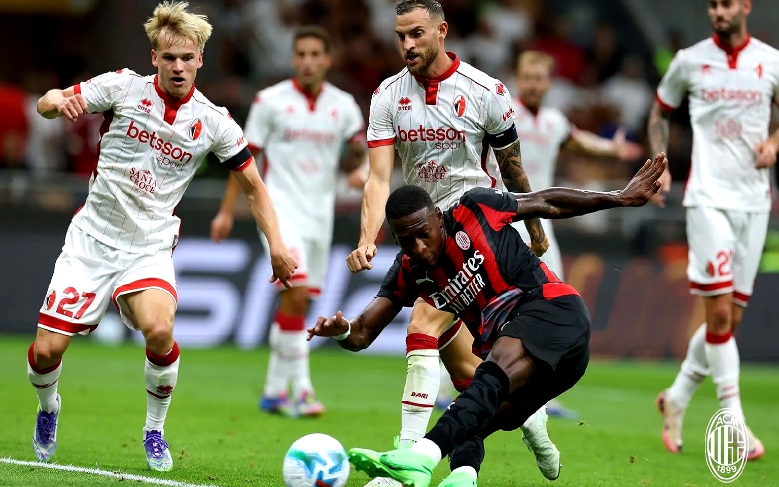 九游体育app下载-AC米兰战胜竞争对手，豪取三分的简单介绍